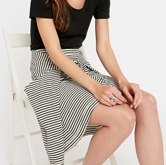 Free People • "All Tied Up" Wrap Skirt - Picture 5 of 10